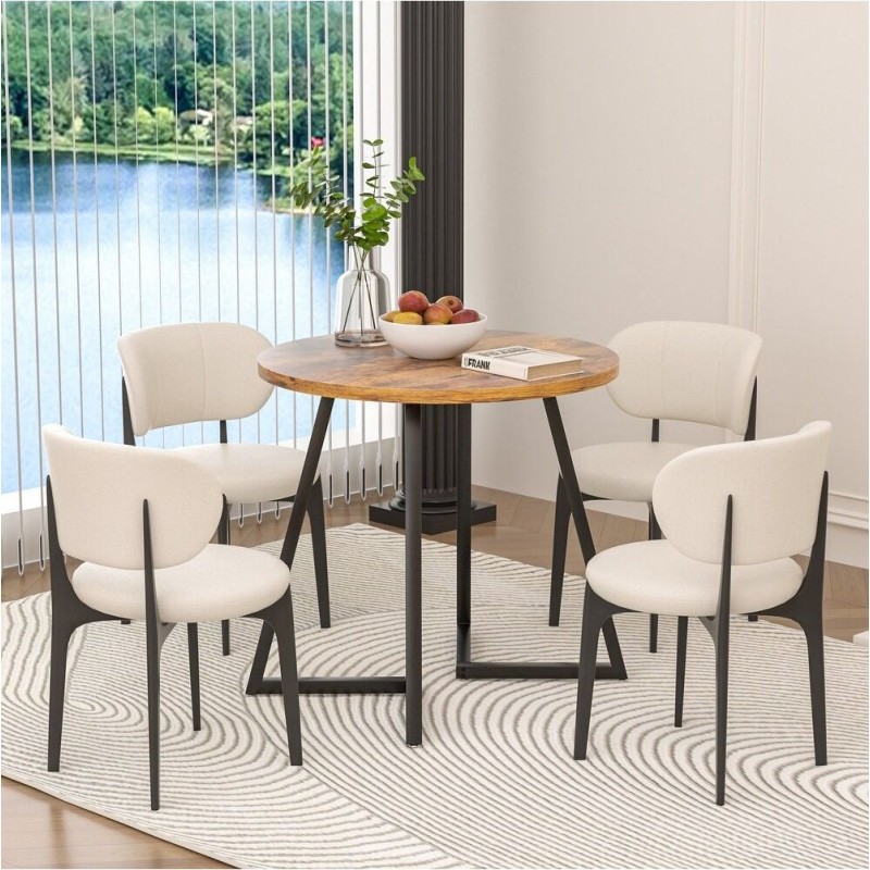 Невеликий круглий обідній стіл на 4 особи