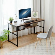 Комп'ютерний стіл на металевій основі