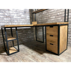 Письмовий стіл із висувними ящиками