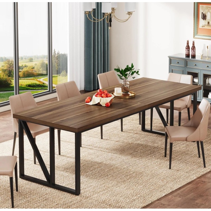 Обідній стіл — ідеальний для великих компаній